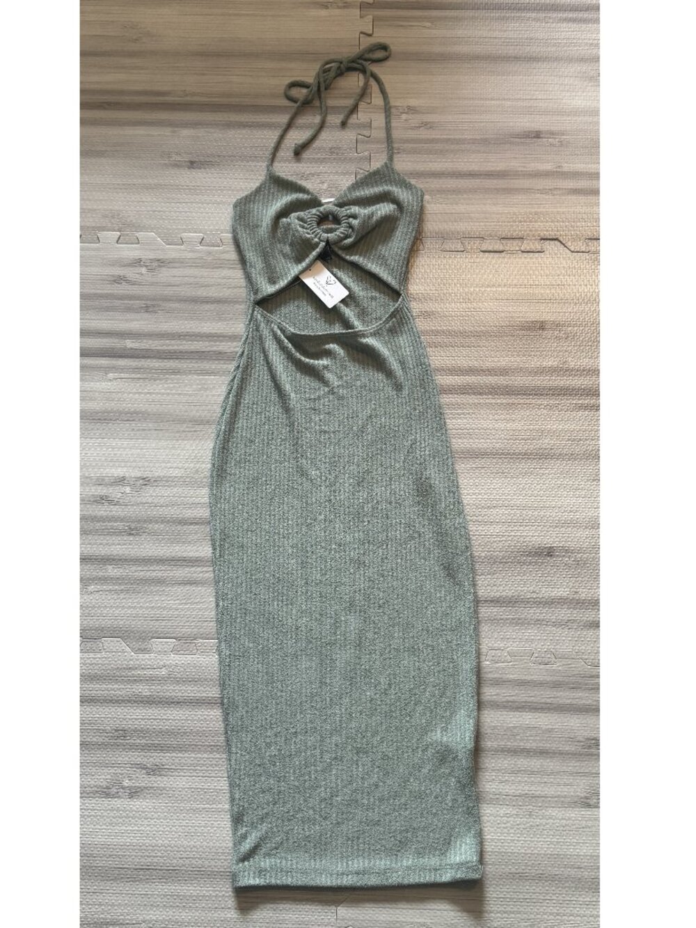 NWT Windsor Women's Beach Beauty Halter O-Ring Dress